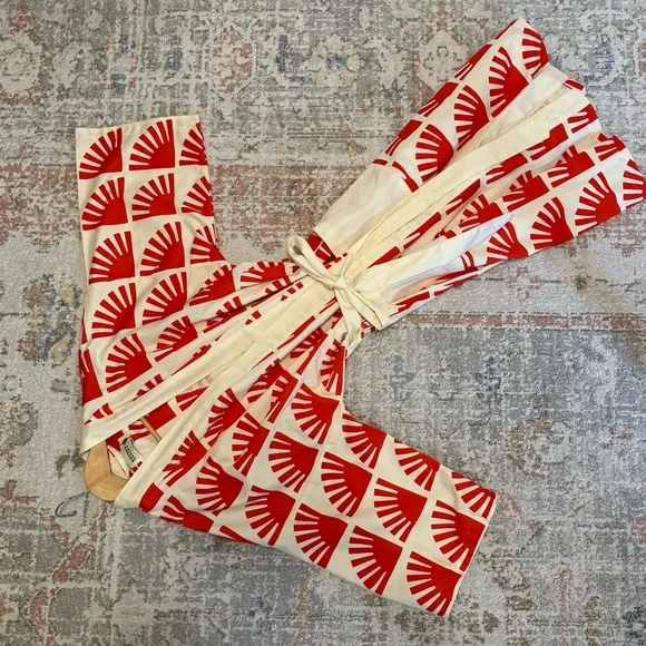 Wonder Valley Sunday Robe - Picture 5 of 9